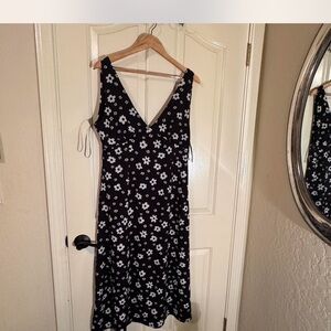 Princess Polly Black Midi Dress with White Floral Pattern